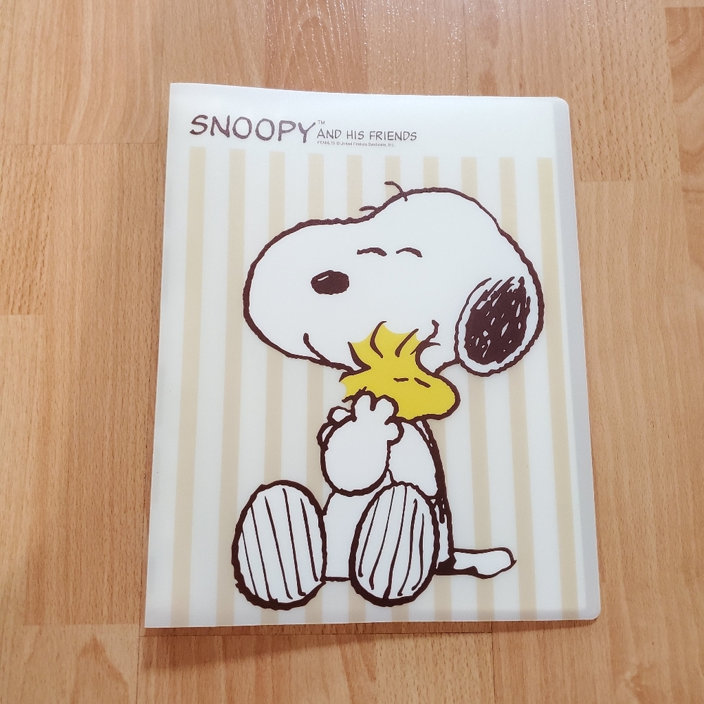 Brand new snoopy woodstock peanuts file folder